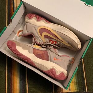 Nike Giannis Immortality 3 Fossil Stone Celestial Gold Size 10  DZ7533-200 NEW